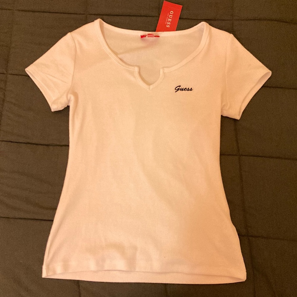 Yara Logo Top from Guess